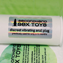 Load image into Gallery viewer, Capped, hard cardboard tube packed inside the interior insert.